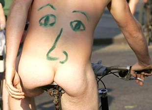 Nude cyclists